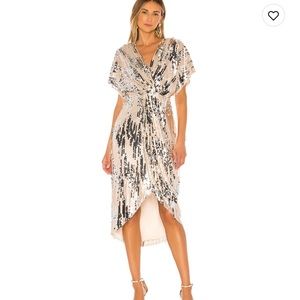 Astr size 6 gold and silver